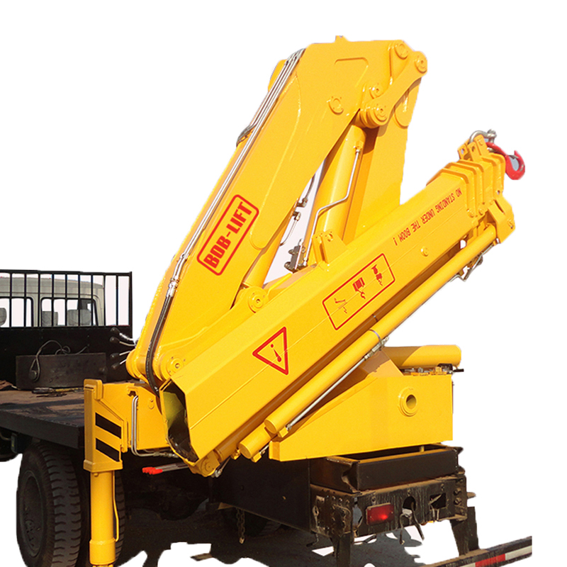 Grue montée sur camion à flèche articulée de 10 tonnes