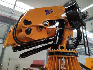 Grue marine à flèche articulée de 20 tonnes